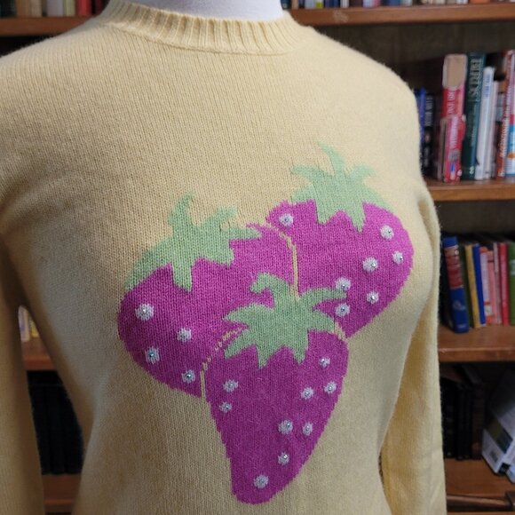 100% cashmere sweater with strawberry motif by Cochni, size 46/US 12 - Picture 8 of 9